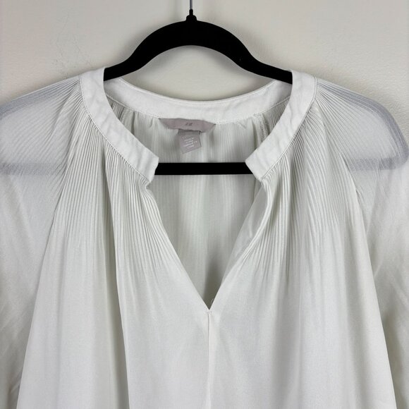 H&M Women's Romantic Off-White Sheer Flowy‎ Pleated Blouse Feminine Size XL - Picture 3 of 13